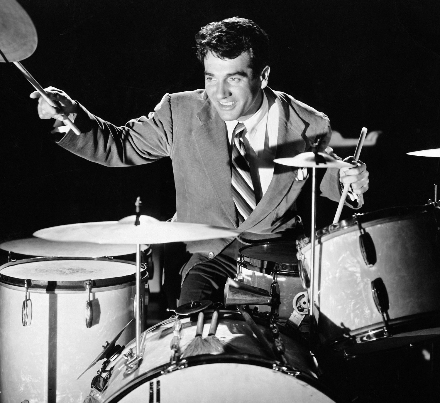 Gene Krupa Drummerworld