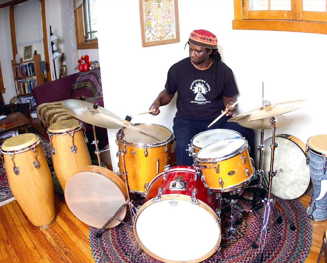 Hamid Drake - Drummerworld