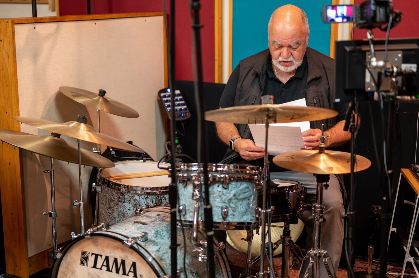 Peter Erskine Drummerworld