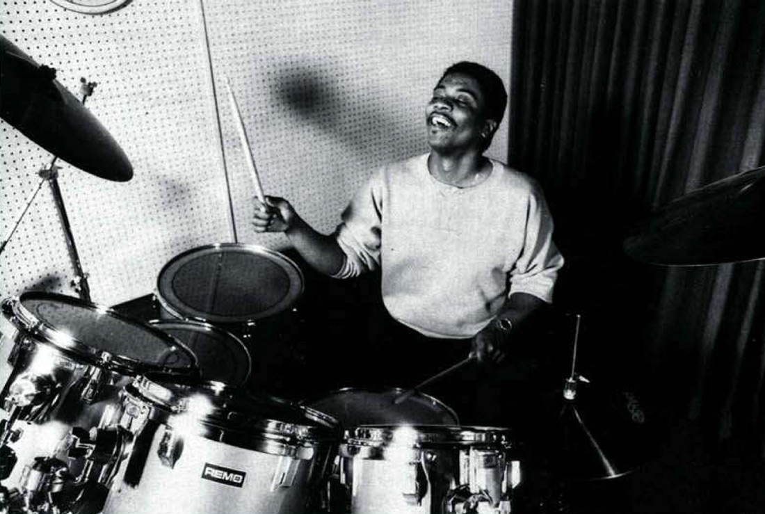 Ricky Lawson - Drummerworld