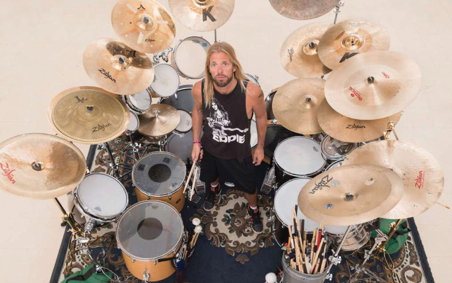 Taylor Hawkins Drummerworld