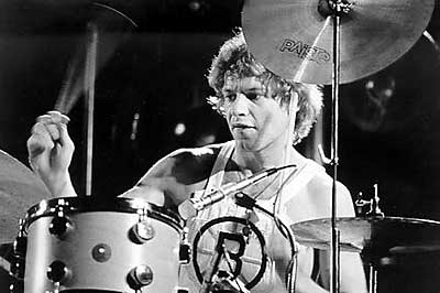 Bill Bruford Drummerworld