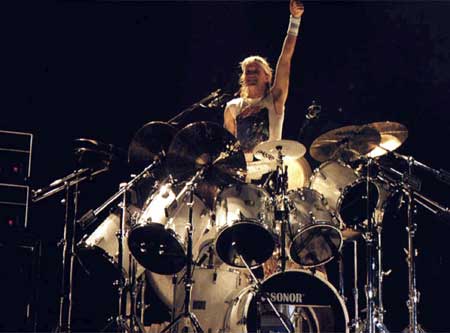 Nicko McBrain Drummerworld