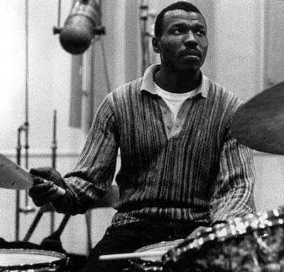 Elvin Jones Drummerworld