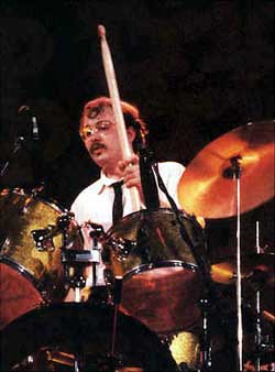 Bun E. Carlos Drummerworld