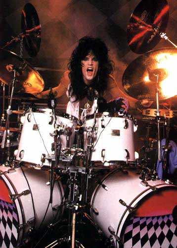 Tommy Lee Drummerworld