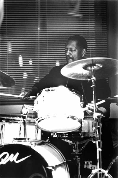 Victor Lewis - Drummerworld