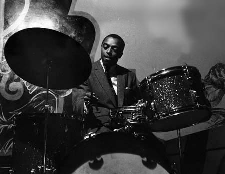 Roy Haynes  - Drummerworld