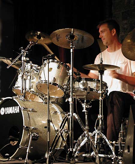 Paul Elliott Drummerworld