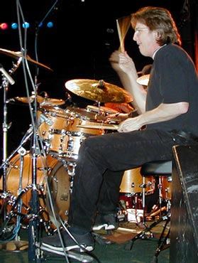 Tom Brechtlein Drummerworld