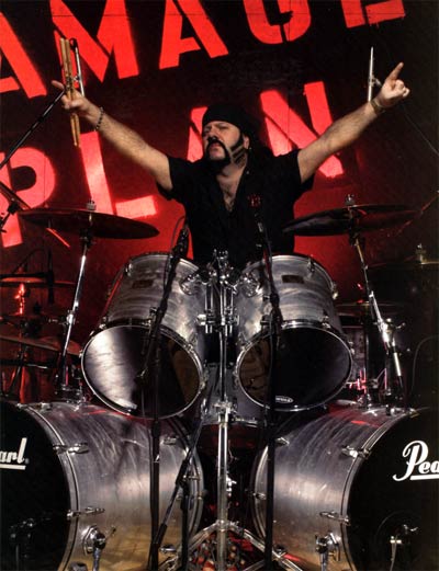 Vinnie Paul - Drummerworld