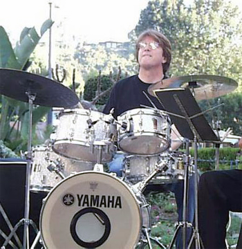 Tom Brechtlein Drummerworld