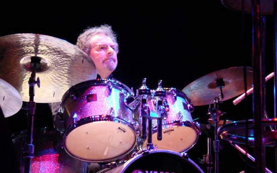 André Ceccarelli Drummerworld