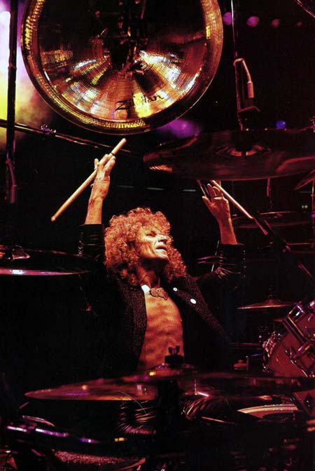 Tommy Aldridge Drummerworld