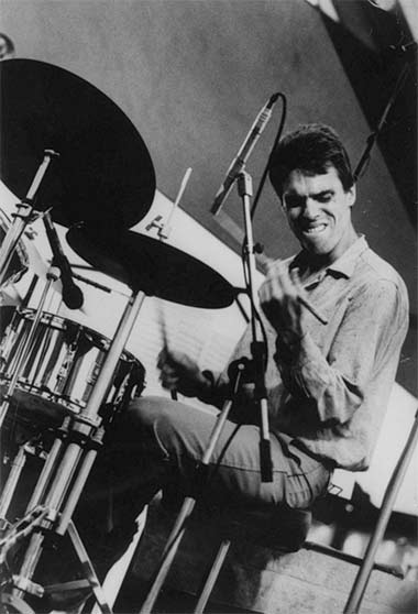 Gerry Hemingway Drummerworld