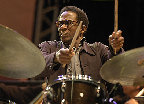 Brian Blade - Drummerworld