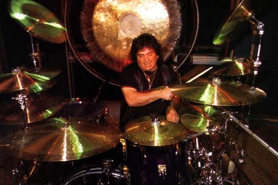 Bobby Rondinelli - Drummerworld