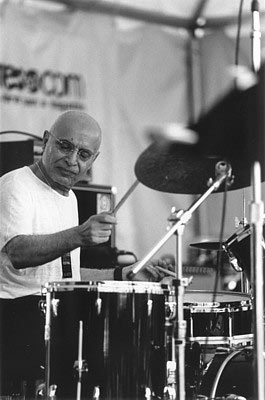 Paul Motian Drummerworld