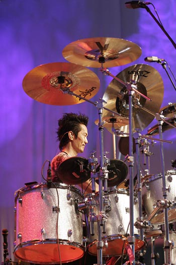 Akira Jimbo Drummerworld