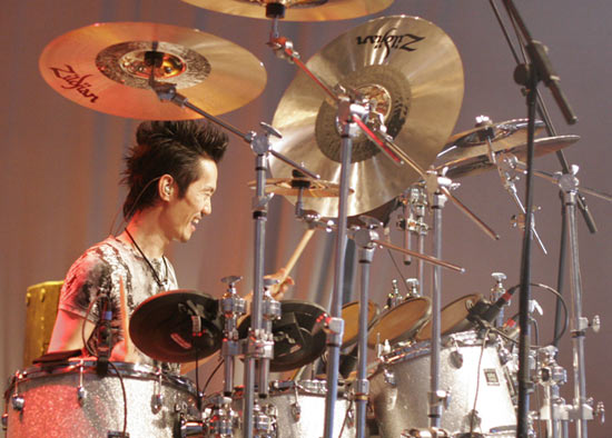 Akira Jimbo Drummerworld