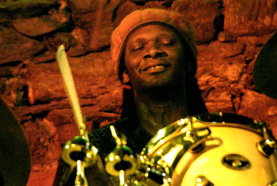 Hamid Drake - Drummerworld