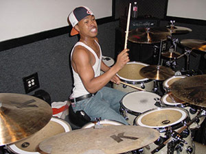 Tony Royster Jr. - Drummerworld