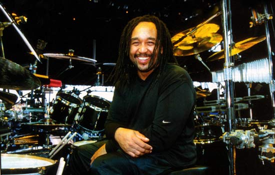 Carter Beauford Drummerworld