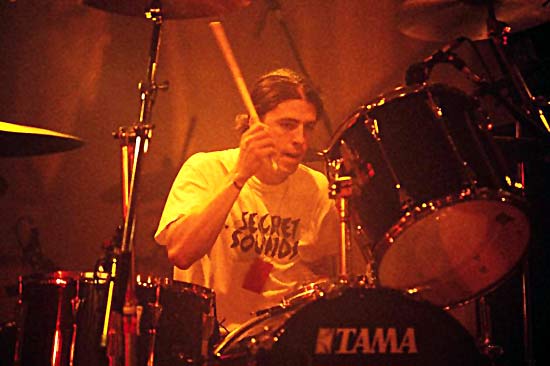 Dave Grohl Drummerworld