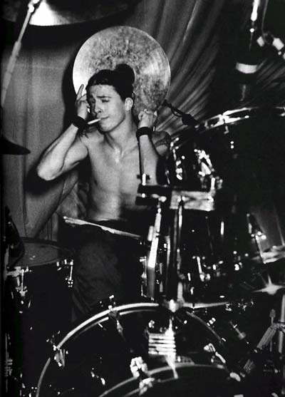 Dave Grohl Drummerworld