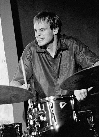 Ari Hoenig Drummerworld