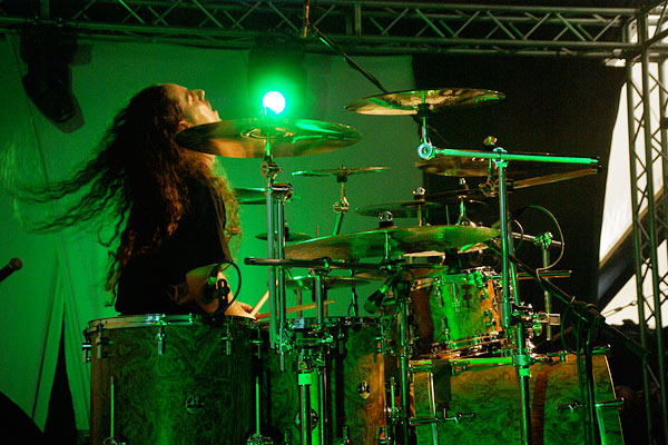 Derek Roddy Drummerworld