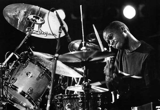 Rodney Holmes Drummerworld