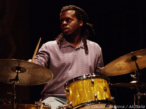 Gregory Greg Hutchinson - Drummerworld