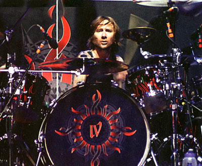 Shannon Larkin Drummerworld