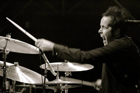 Ronnie Vannucci Drummerworld