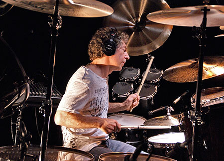 Simon Phillips Drummerworld