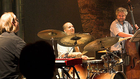 Gergo Borlai Drummerworld