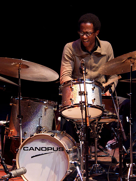 Brian Blade - Drummerworld