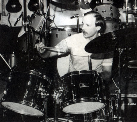 Gary Chaffee Drummerworld