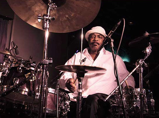 Harvey Mason - Drummerworld