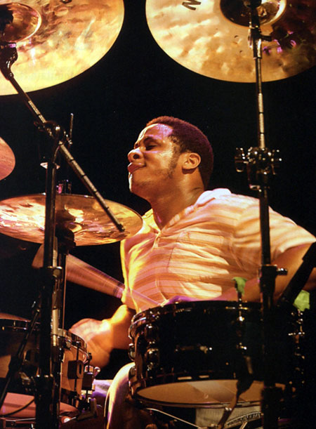 Ronald Bruner Drummerworld