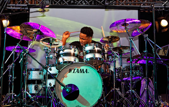 Ronald Bruner Drummerworld