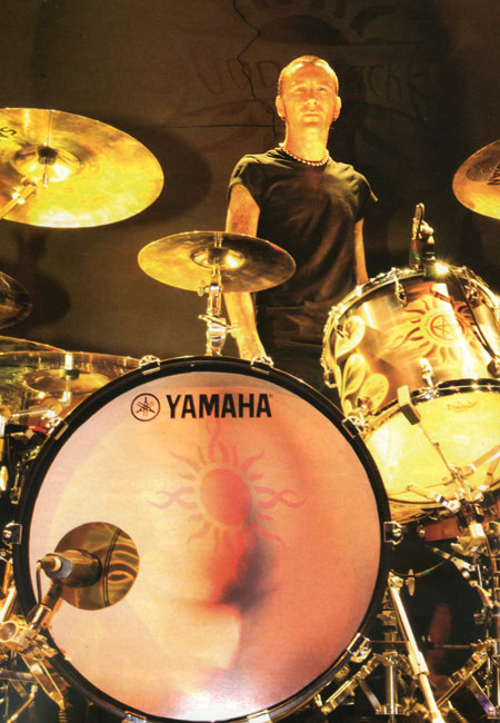 Shannon Larkin Drummerworld