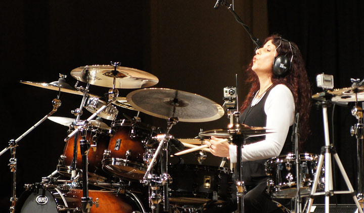 Vera Figueiredo - Drummerworld