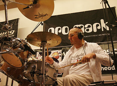 Billy Ward Drummerworld