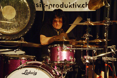 Bobby Rondinelli Drummerworld