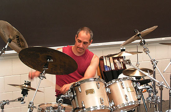 Robbie Ameen Drummerworld