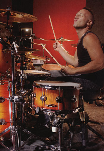 Stephen Perkins Drummerworld