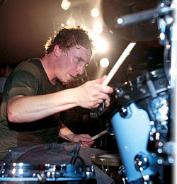 Abe Cunningham Drummerworld