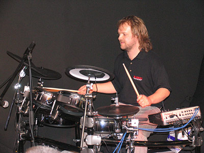 Claus Hessler Drummerworld